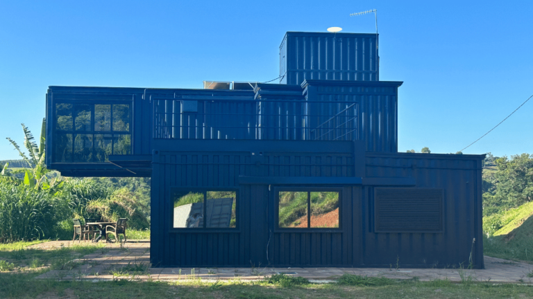 Casa container 2 andares: Projeto moderno e sustentável
